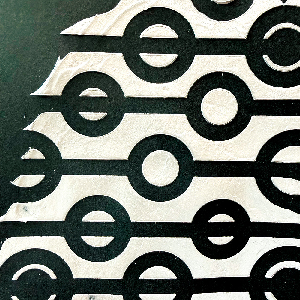 Torn Paper_ Linked Circles Stencil TPS 005